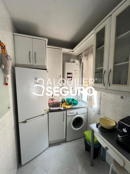 Foto 09fc1666-b859-4614-9d17-1a7dbfa8fdce. Alquiler piso  c cangas de onís en Simancas Madrid