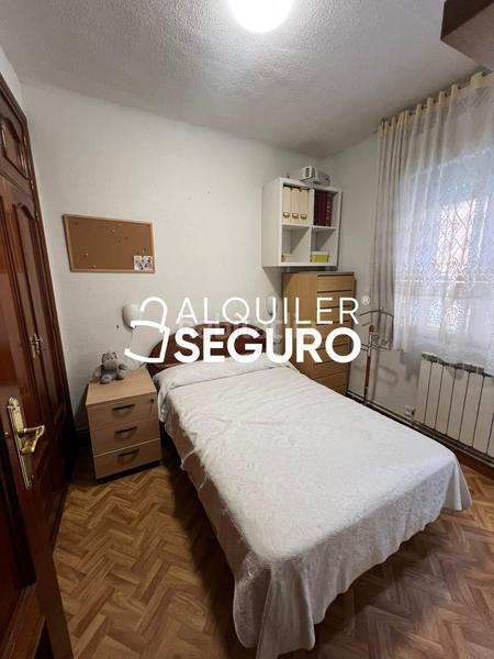 Foto 40d66249-7a24-4751-9519-d73d3cee5495. Lloguer pis amb calefacció a Simancas Madrid