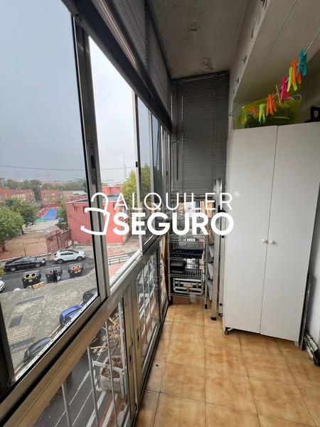 Foto 783c1e2b-5cf7-41be-a662-22cb92b5d170. Location appartement avec chauffage dans Simancas Madrid