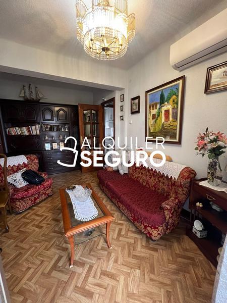 Foto 810800c2-e520-4fd5-9447-638b5a2238d9. Rent flat with heating in Simancas Madrid