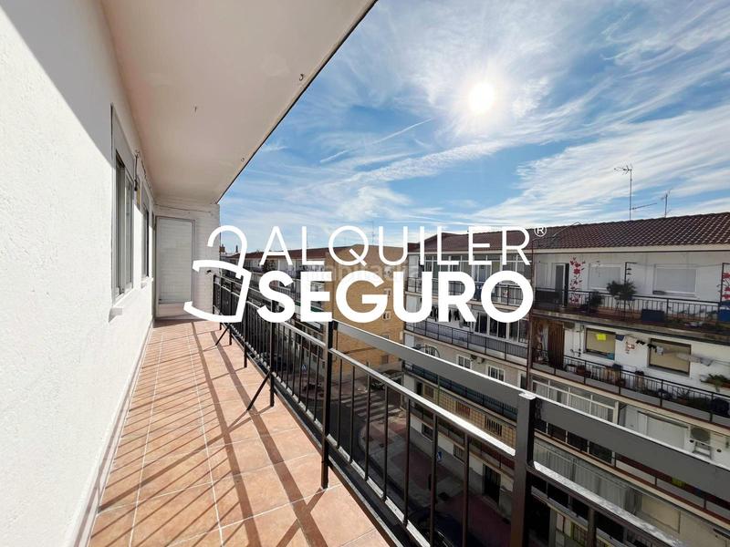 Foto a48c0b59-ab2a-48fe-be93-3f75e548511e. Affitto appartamento con riscaldamento in Reyes Parla