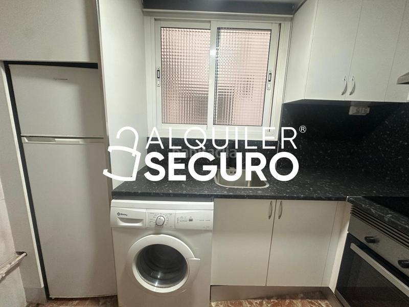 Foto 68d5568b-83df-4583-b3a0-23031963deb0. Alquiler piso  c erudito pagés en Torrefiel Valencia