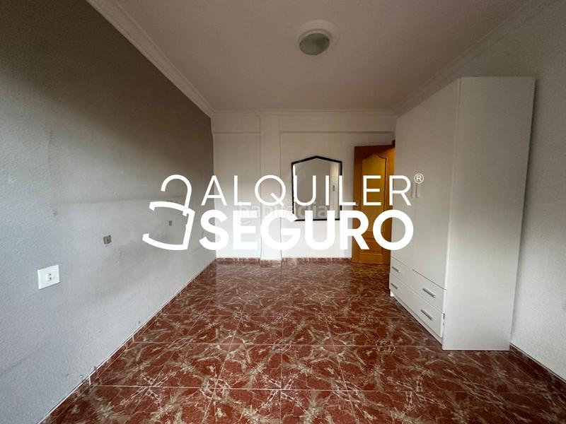 Foto c48bf36e-b5a9-4b03-93a7-c0d65b48b5c3. Location appartement dans Torrefiel Valencia