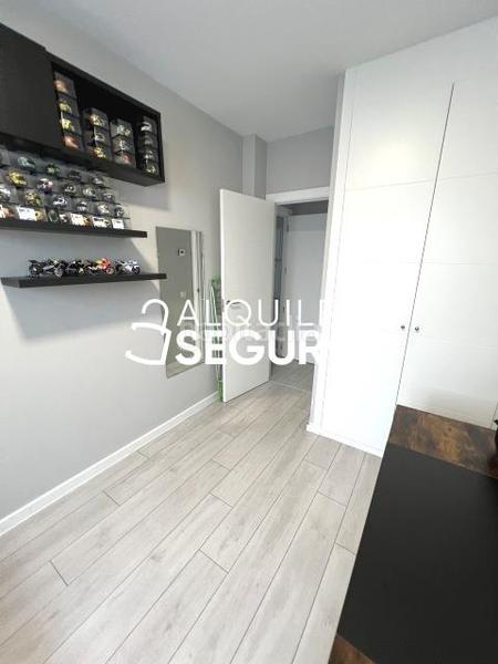 Foto 2376b441-2fc4-4317-ac6c-8ffab5911cb8. Rent flat with heating parking pool in Estación Valdemoro