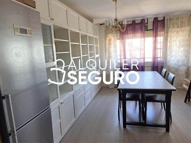 Foto 1a8b52aa-ca42-48f2-a65c-90b2067707ee. Affitto appartamento con riscaldamento parcheggio in Zaragoza