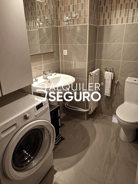 Foto 28ce6d35-763e-4a23-b3ec-c6a08af9c2b2. Location appartement avec chauffage parking dans Valdefierro Zaragoza