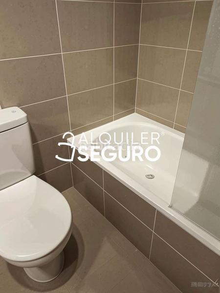 Foto 9fb639b4-d346-4070-9c82-87e421526f7d. Location appartement avec chauffage parking dans Valdefierro Zaragoza