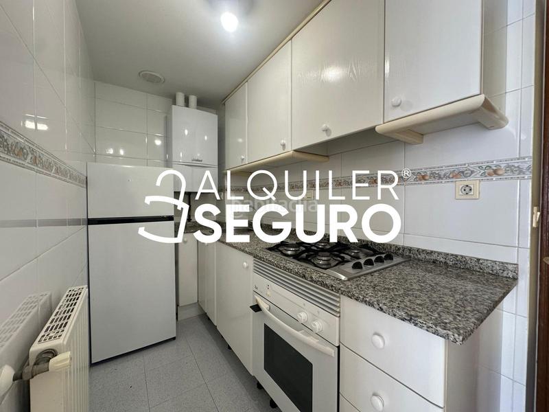 Foto 80b7edcf-c3d6-40f0-8749-d360e54fbdb1. Affitto appartamento con parcheggio in Mont Olivet Valencia