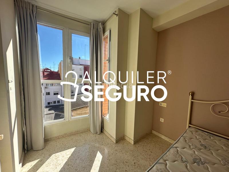 Foto b0d5dff5-190d-422a-a627-2380b6b21133. Location appartement avec parking dans Mont Olivet Valencia