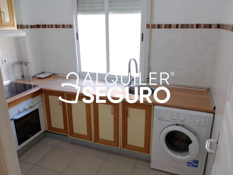 Foto 2c0d4b8b-c6f7-47f0-9f5b-cb5f73edbafd. Alquiler piso  c virgen de la providencia en Concepción Madrid