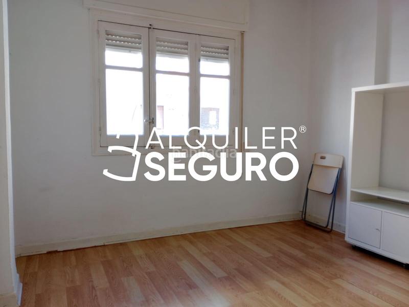 Foto f8c85395-01bb-4e23-9b9b-8f6fc7901c58. Alquiler piso  c virgen de la providencia en Concepción Madrid