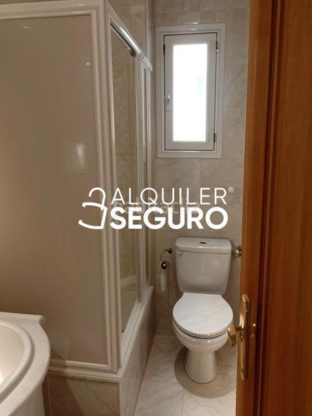 Foto 81d29055-ca62-49ea-a800-c76f9578207d. Affitto appartamento con riscaldamento in Simancas Madrid