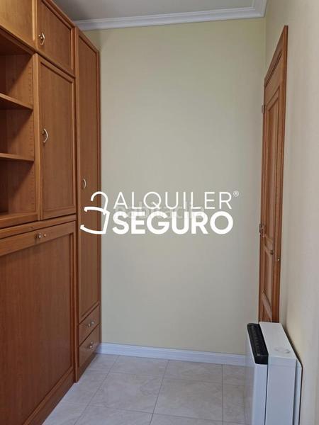 Foto 94657968-b5be-4553-a390-bc56d292d2db. Miete etagenwohnung mit heizung in Simancas Madrid