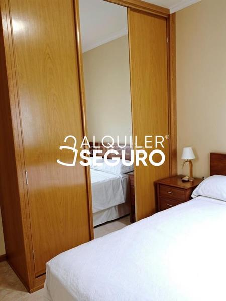 Foto 96af20d5-2e43-4f7f-ac47-eb7bacbf5e53. Rent flat with heating in Simancas Madrid