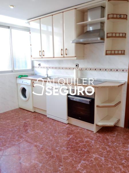 Foto c879d5ce-cda2-48e0-ac83-925c595a22c4. Affitto appartamento con riscaldamento in Ventas Madrid