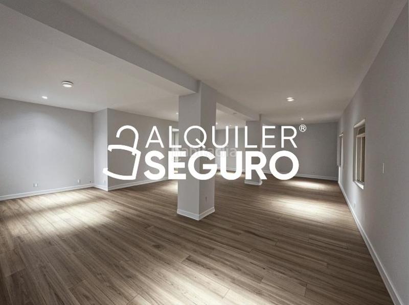 Foto a174389a-ca53-4f75-b982-2cbc5a12f4c1. Location bureau dans Guindalera Madrid