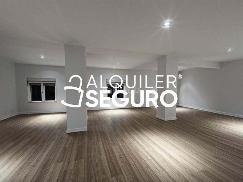 Foto 9a695f7f-ab9e-43f1-b04e-9bb650a16f40. Miete büro in Guindalera Madrid