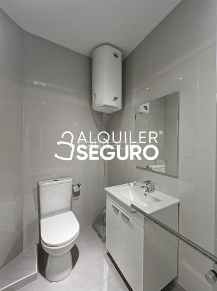 Foto 0c40ace7-0e1e-405a-ad58-a6bb5ad1c637. Rent office space in Guindalera Madrid