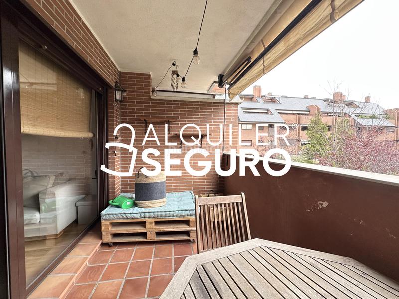 Foto efe5b2e7-f6df-416f-bc4c-2831ae239ada. Alquiler piso  av. isaac albéniz en Norte Pozuelo de Alarcón