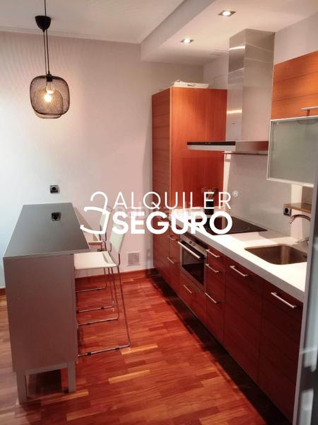 Foto a324a58f-03d4-41c2-8425-050b79824495. Miete etagenwohnung mit heizung parking pool in Parque Alameda - Paula López Valladolid