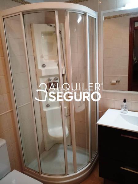 Foto bdbf0bdc-944e-4291-973f-65f6296d645e. Rent flat with heating parking pool in Parque Alameda - Paula López Valladolid