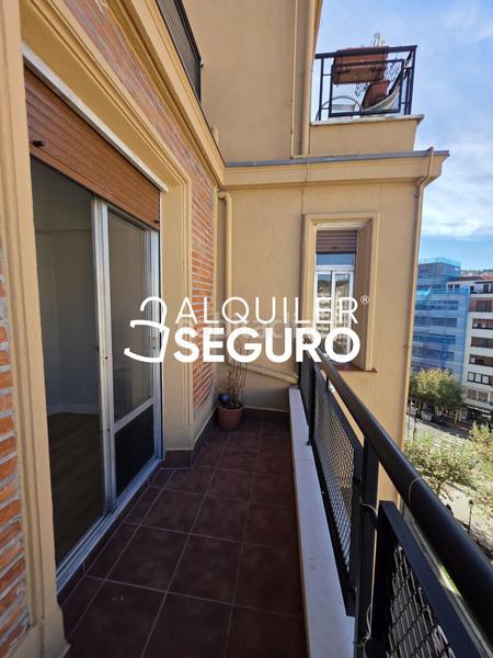 Foto 07dc8fa8-6856-44c2-aa46-7165bfa5cb61. Miete etagenwohnung mit heizung in Zona Indautxu Bilbao