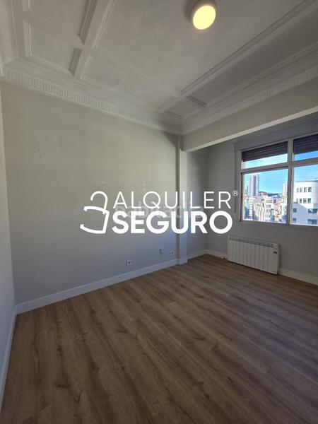 Foto 81a53def-9b59-4fd1-a04e-7c50fb70a2f6. Miete etagenwohnung mit heizung in Zona Indautxu Bilbao