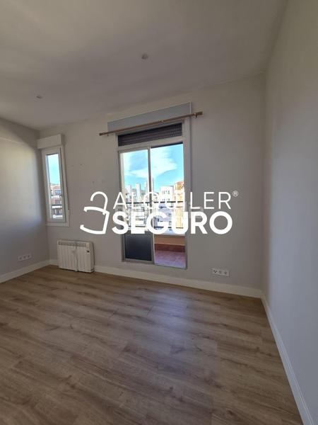 Foto d4c164f9-dc5f-4ca0-9999-3990dfaad43d. Rent flat with heating in Zona Indautxu Bilbao