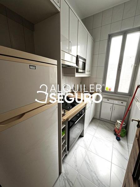 Foto 9f0a0a5d-25fd-4c47-af85-4893139dd849. Rent flat with heating in Ibiza Madrid