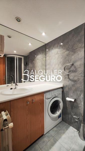 Foto 6bd5cad2-71e2-4cfe-94e1-7fa3ebfba157. Affitto appartamento con riscaldamento piscina in Madrid