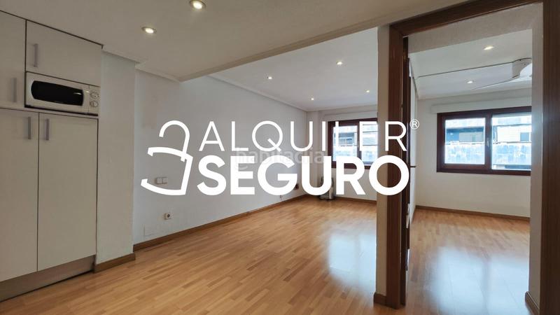 Foto 54f83fa5-2563-4af2-b73a-aad8dbcdd27b. Rent flat with heating pool in Castillejos-Cuzco Madrid