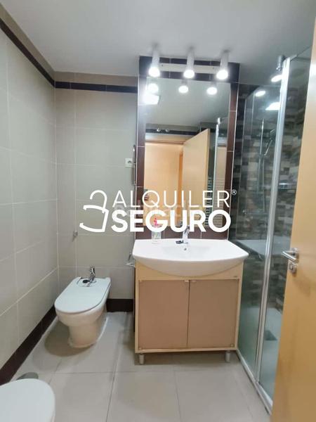 Foto f49b7ad8-8e27-416a-90cc-ee85c8fa9dd0. Location appartement avec chauffage parking piscine dans Valdemoro