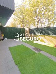Miete Etagenwohnung  Libertad. Piso c libertad valdemoro