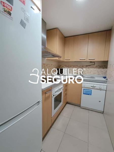 Foto 7175716b-d9b8-4173-906b-0e00aa8db371. Rent flat with heating parking pool in Hispanoamérica-Comunidades Valdemoro