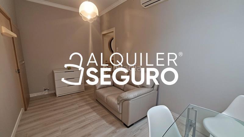 Foto 78539a57-49e5-45ce-bc32-00c5528a134a. Rent flat with heating in Goya Madrid