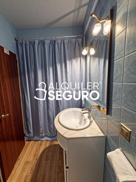 Foto a3b5bef2-8270-47ec-93ef-e81074fe13f1. Affitto appartamento con riscaldamento in Palomeras Sureste Madrid