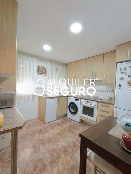 Foto 1b6e8b12-cc44-4767-b62c-964e8553a4a6. Location appartement avec chauffage dans Batallas Leganés