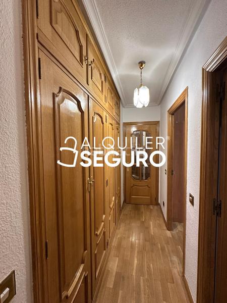 Foto 3c293db2-a3c8-4ad2-9dd9-470d657c6fcf. Affitto appartamento con riscaldamento in Canillejas Madrid