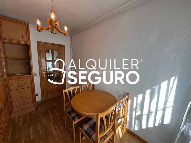 Foto 2bc0d89b-3161-49fa-83bc-df9184099eb5. Rent flat with heating in Canillejas Madrid
