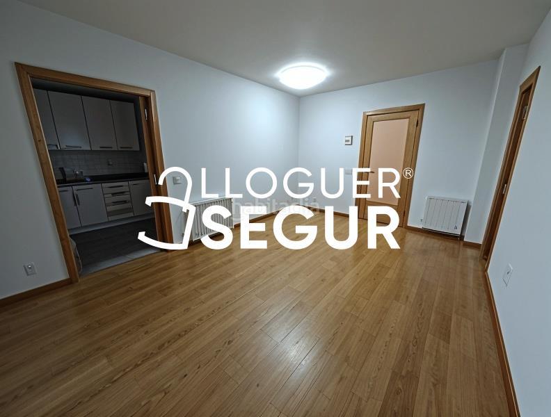 Foto 4588f382-e98f-4759-969d-905287b9836a. Alquiler piso  c del pont de can vernet en Coll Favà Sant Cugat del Vallès