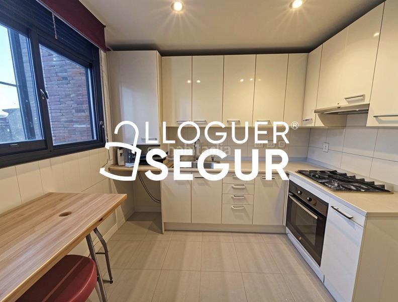 Foto 575211e0-3144-4294-ab1b-1b4337cdc9ae. Lloguer pis amb calefacció piscina a Coll Favà Sant Cugat del Vallès