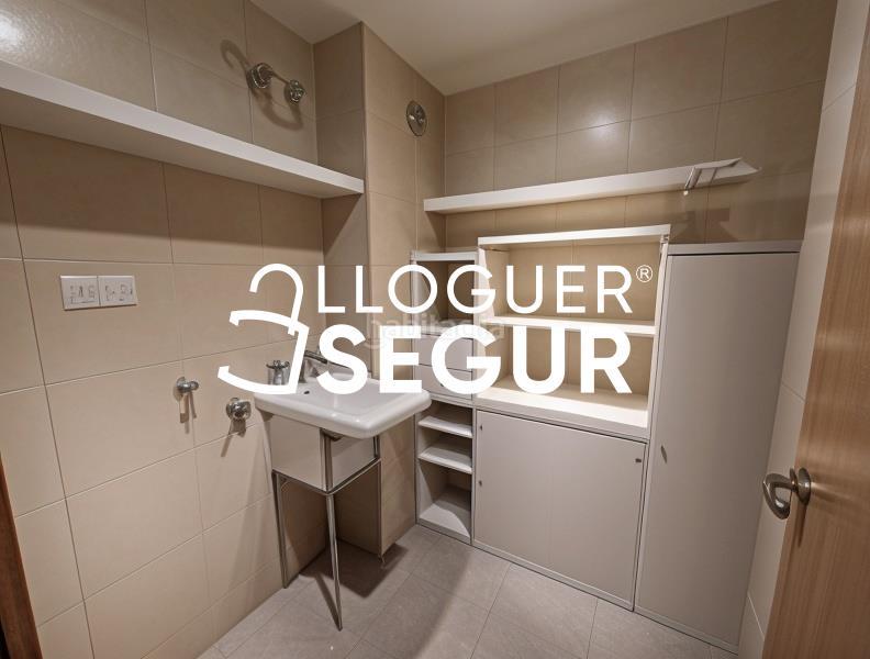 Foto dbdbd078-7ddb-4cbc-aa3d-8f282d6d5ba3. Lloguer pis amb calefacció piscina a Coll Favà Sant Cugat del Vallès