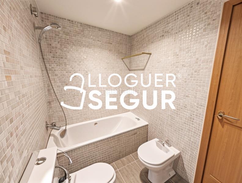 Foto 4719f35e-12b5-46cc-9958-01822e135819. Rent flat with heating pool in Coll Favà Sant Cugat del Vallès