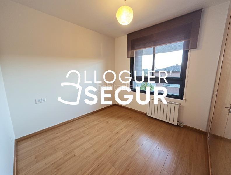 Foto 8d7e0885-dd97-491c-908f-2509d5963019. Rent flat with heating pool in Coll Favà Sant Cugat del Vallès