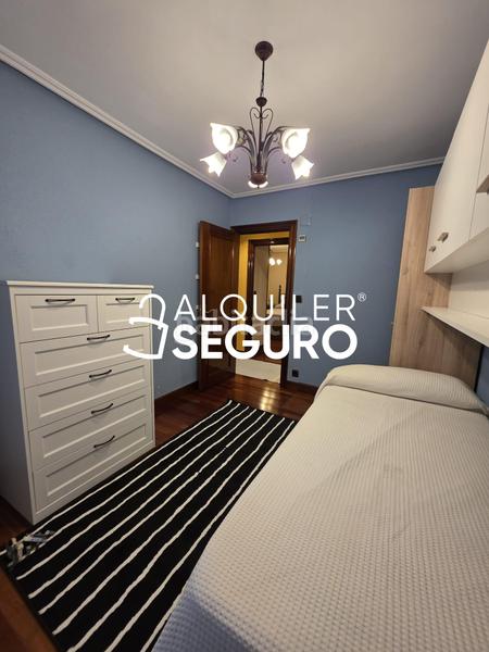 Foto 156ce0cb-e2d5-46a2-ae9a-59e5fe8fc09c. Location appartement avec chauffage parking dans Azeta - Abatxolo Portugalete