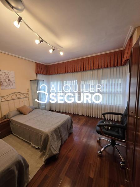 Foto 75cbd31d-f680-45d8-91f9-65741c1d3d7c. Location appartement avec chauffage parking dans Azeta - Abatxolo Portugalete