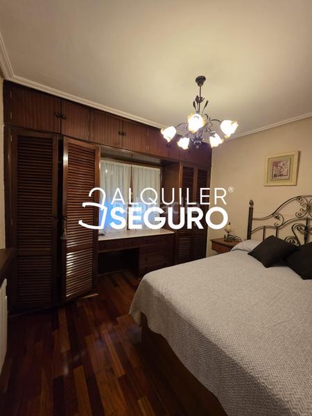 Foto 8b5216b8-9f5e-453a-863b-a248e8a086eb. Location appartement avec chauffage parking dans Azeta - Abatxolo Portugalete