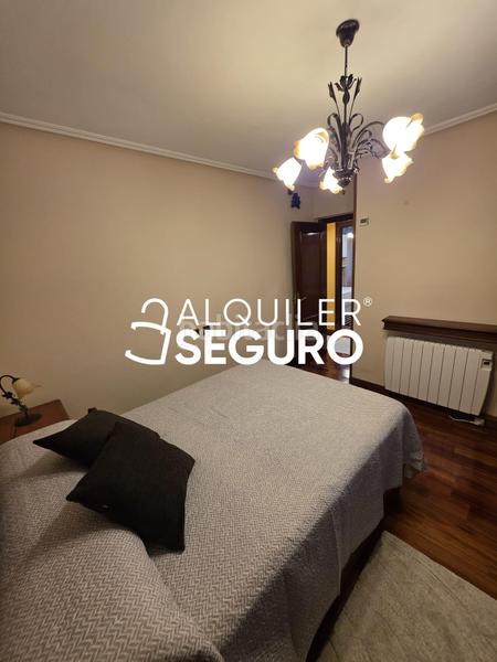 Foto f6e4c8c7-7206-4fd1-9d29-1f09d4632262. Location appartement avec chauffage parking dans Azeta - Abatxolo Portugalete