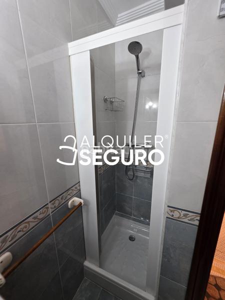 Foto 32cf66f4-7095-4262-b2ca-0b837d58b6fc. Rent flat with heating parking in Azeta - Abatxolo Portugalete