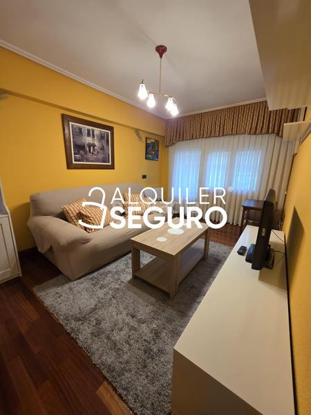 Foto ae8df246-433c-40ce-95d5-6996139a755d. Rent flat with heating parking in Azeta - Abatxolo Portugalete